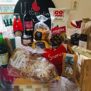 kerstpakket verbinding, prachtig kerstpakket met de lekkerste delicatessen van NL