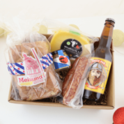 Das toch lekker man kerstpakket. Met heerlijke kaas en bier.
